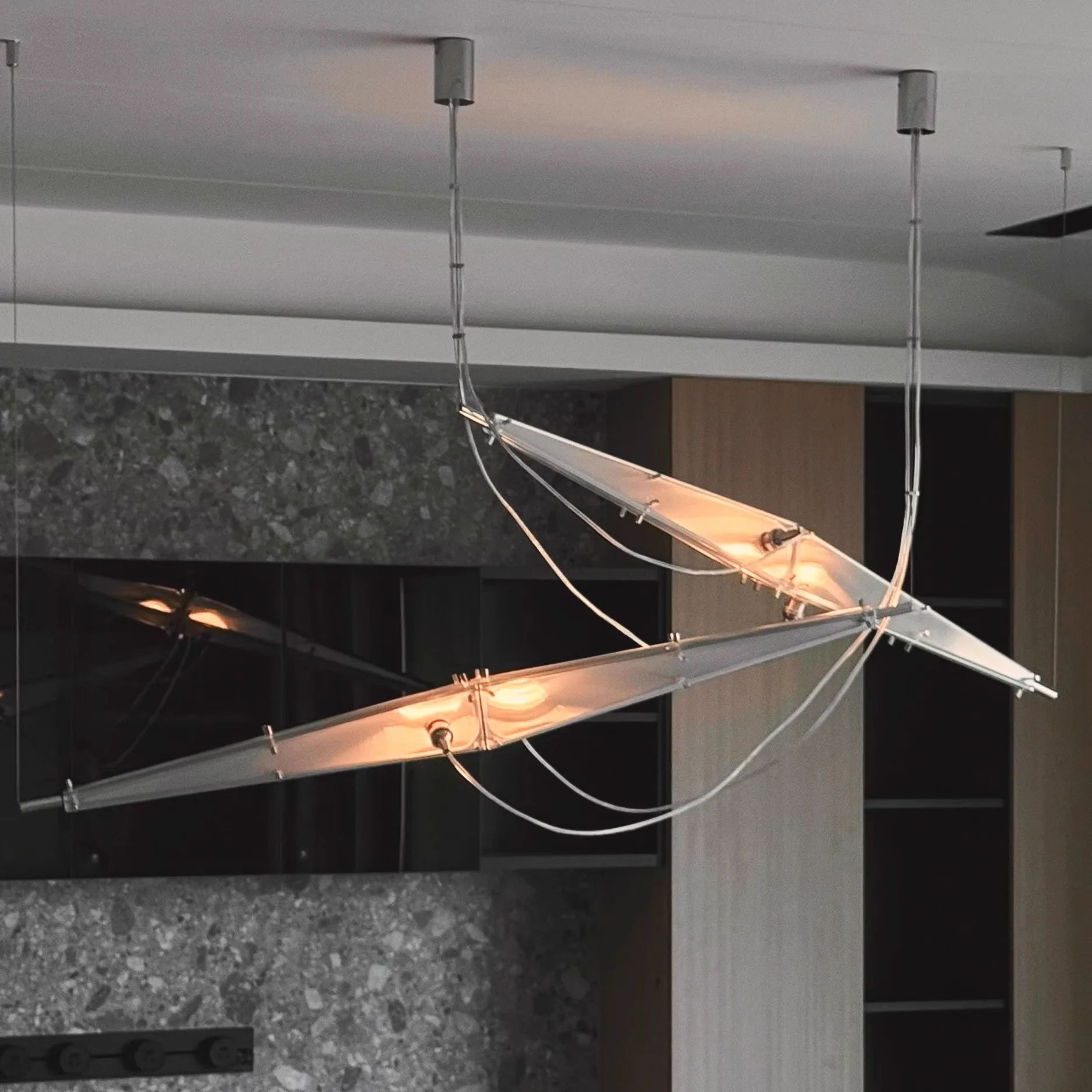 Minimalist Design silver Art Decor fixture Interior pendant,suspended staircase,living room LED Glass home lighting chandelier
Minimalist Design silver Art Decor fixture Interior pendant,suspended staircase,living room LED Glass home lighting chandelier