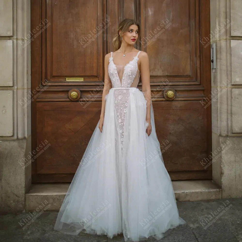Glamorous Wedding Dresses Gorgeous Bridal Gowns Lace Appliques Sleeveless Backless Deep V Neck Vestidos De Novia Customized 2025
Glamorous Wedding Dresses Gorgeous Bridal Gowns Lace Appliques Sleeveless Backless Deep V Neck Vestidos De Novia Customized 2025