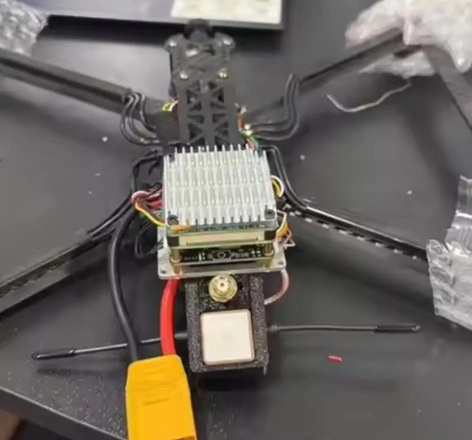 Модуль AI для FPV-дронов: система слежения и фокусировки камеры, тепловизионные двойные камеры, модуль наведения на объекты, комплект
Модуль AI для FPV-дронов: система слежения и фокусировки камеры, тепловизионные двойные камеры, модуль наведения на объекты, комплект