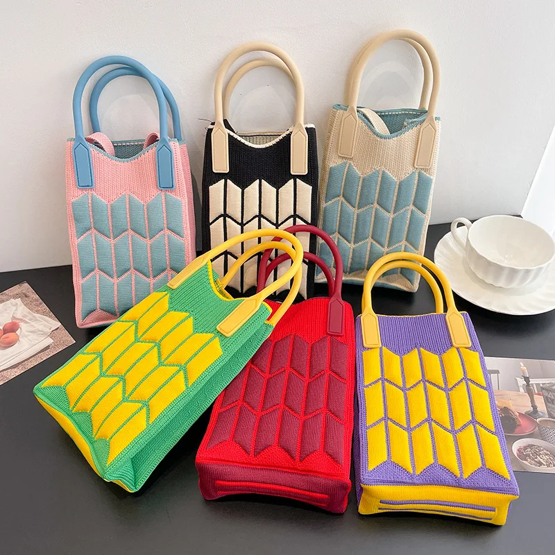 Handmade Knit Handbag Women Mini Shoulder Crossbody Bag Female Casual Color Wide Stripe Plaid Tote Bag Student Mobile Phone Bag
Handmade Knit Handbag Women Mini Shoulder Crossbody Bag Female Casual Color Wide Stripe Plaid Tote Bag Student Mobile Phone Bag