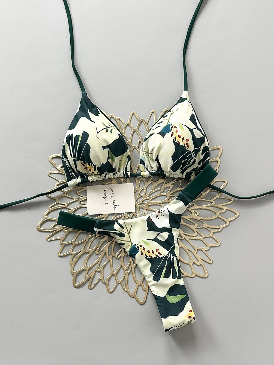 Sexy Print Micro Bikini 2026 Women Swimsuit Print Swimwear Thong Bikinis Set Brazilian Beach Wear Bathing Suit Biquini Female
Sexy Print Micro Bikini 2026 Women Swimsuit Print Swimwear Thong Bikinis Set Brazilian Beach Wear Bathing Suit Biquini Female