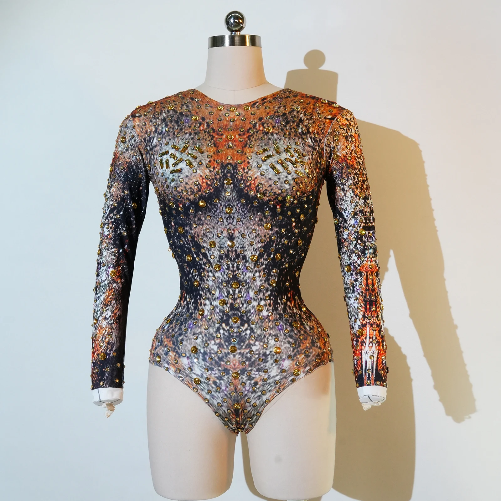 Sexy Rhinestones Bodysuit For Women Brown Long Sleeve Night bar Club Party pole Dance Wear Stage Celebrate Costume drag queen
Sexy Rhinestones Bodysuit For Women Brown Long Sleeve Night bar Club Party pole Dance Wear Stage Celebrate Costume drag queen