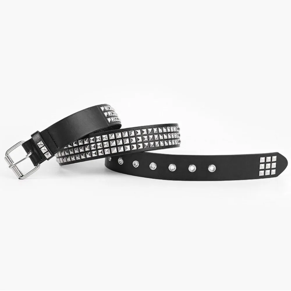 Vintage Punk Rivet Belt PU Leather Stainless Steel Buckle Metal Gothic Waistband Decorative General Y2K Pyramid Belt Nightclub
Vintage Punk Rivet Belt PU Leather Stainless Steel Buckle Metal Gothic Waistband Decorative General Y2K Pyramid Belt Nightclub