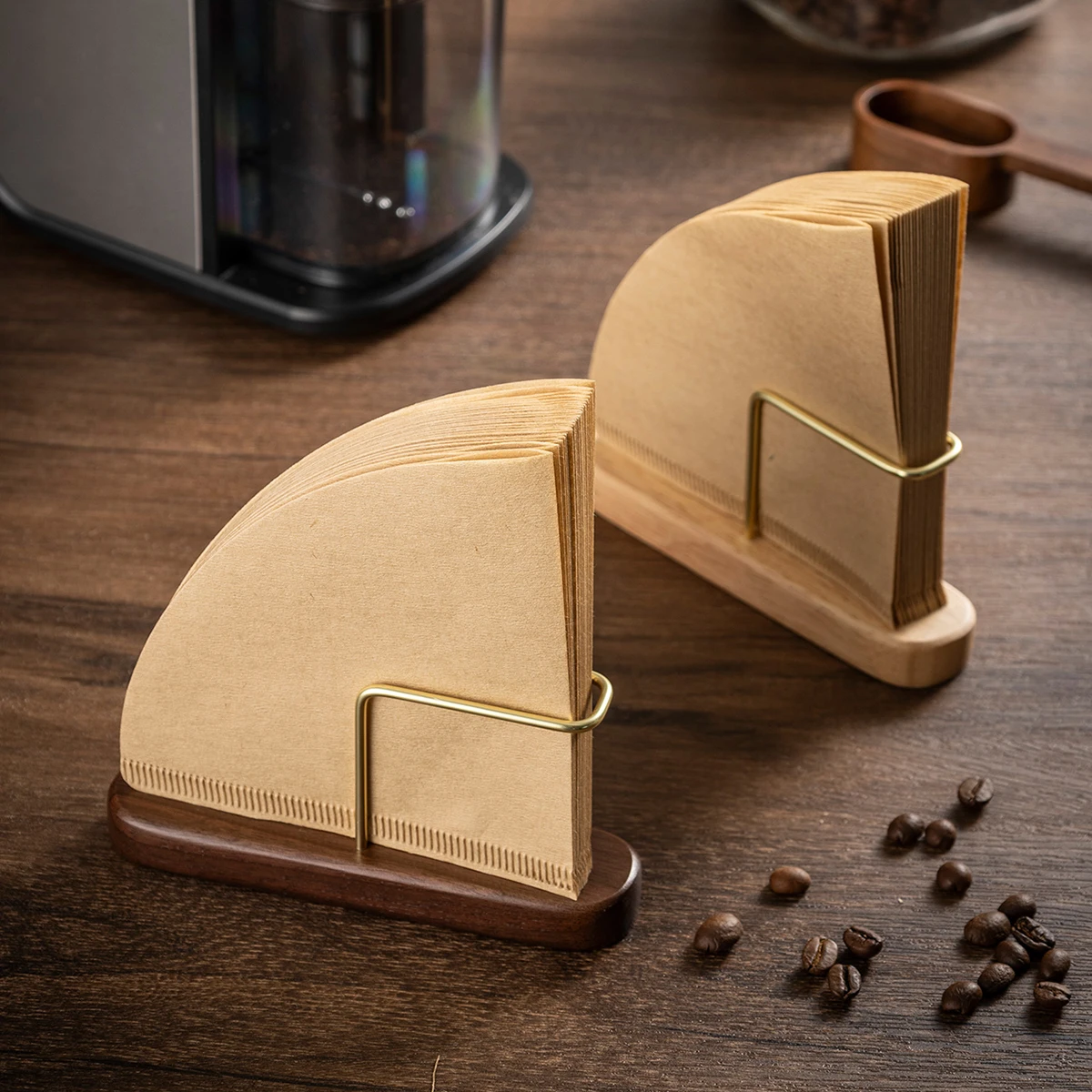 Держатель для кофейных фильтров из цельного дерева, вертикальная деревянная пылезащитная подставка, домашняя подставка для хранения фильтров из цельного дерева.
Держатель для кофейных фильтров из цельного дерева, вертикальная деревянная пылезащитная подставка, домашняя подставка для хранения фильтров из цельного дерева.