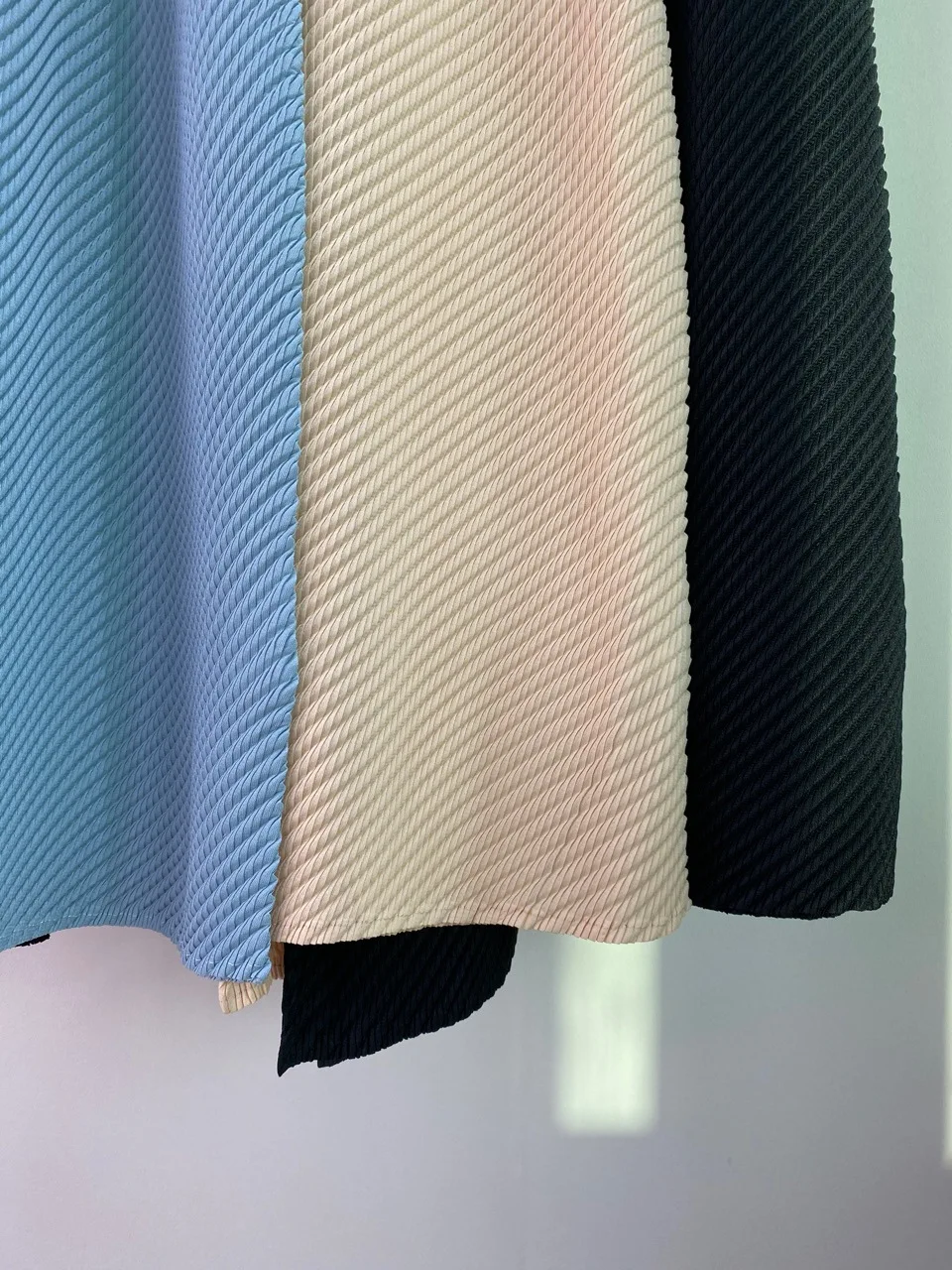 Pleated Design Wide Leg Pants 2022 Summer New Loose Oversize Solid Slim Cropped Pants
Pleated Design Wide Leg Pants 2022 Summer New Loose Oversize Solid Slim Cropped Pants