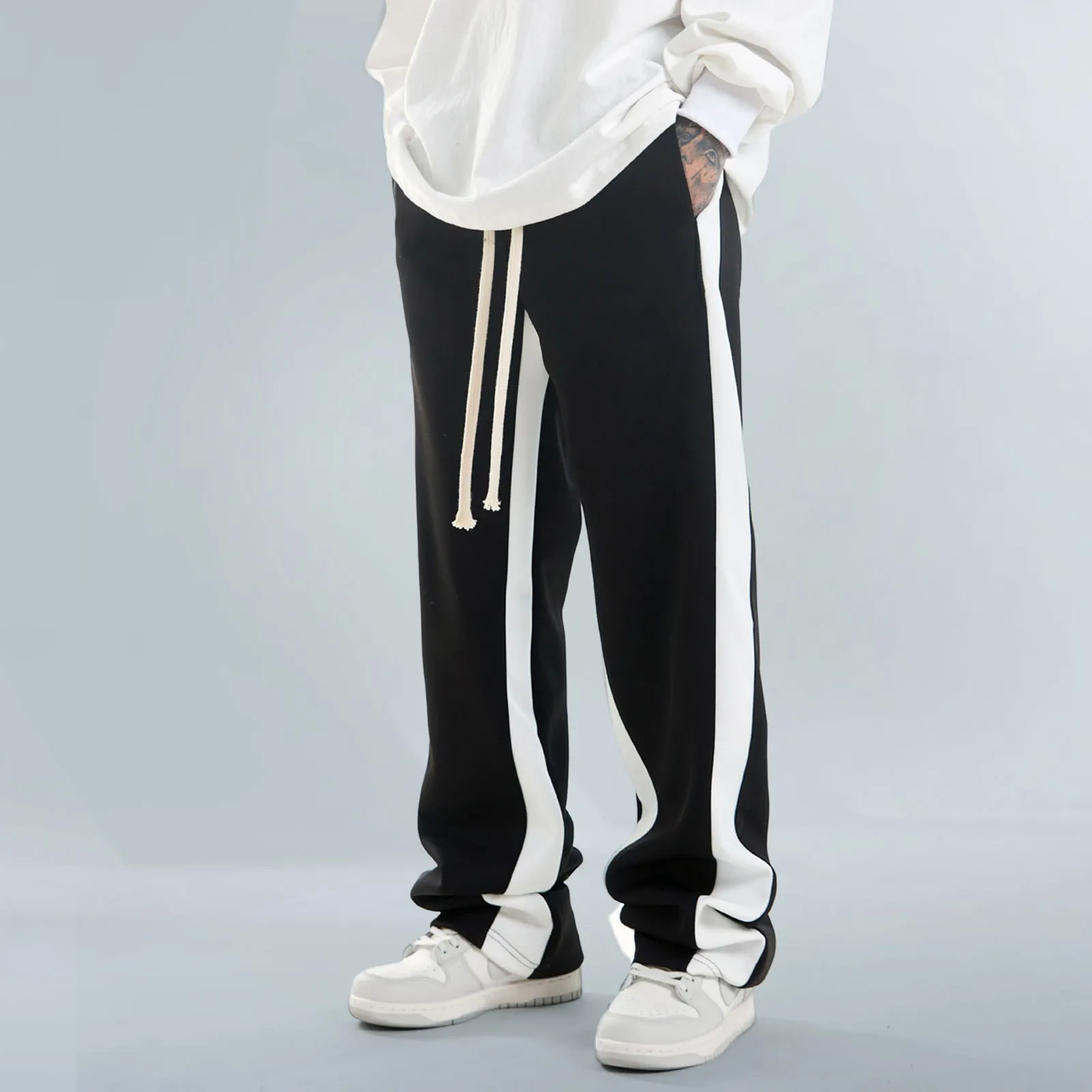 Men Spring And Autumn Double White Border Casual Pants With Loose Sports Drawstring Pants Men New Oversized Sweatpant 2023
Men Spring And Autumn Double White Border Casual Pants With Loose Sports Drawstring Pants Men New Oversized Sweatpant 2023