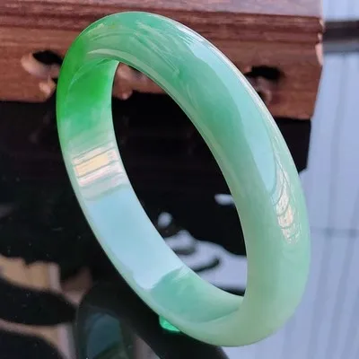 Natural Myanmar Jade Jade 54mm-62mm bracelet Princess jewelry bracelet send mom send girlfriend gift
Natural Myanmar Jade Jade 54mm-62mm bracelet Princess jewelry bracelet send mom send girlfriend gift