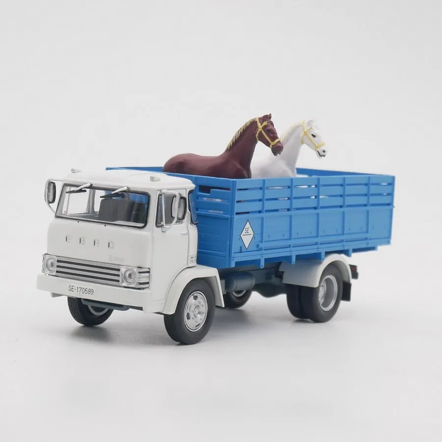 Diecast Ixo 1:43 Scale Ebro D-700 Alloy Car Model
Diecast Ixo 1:43 Scale Ebro D-700 Alloy Car Model