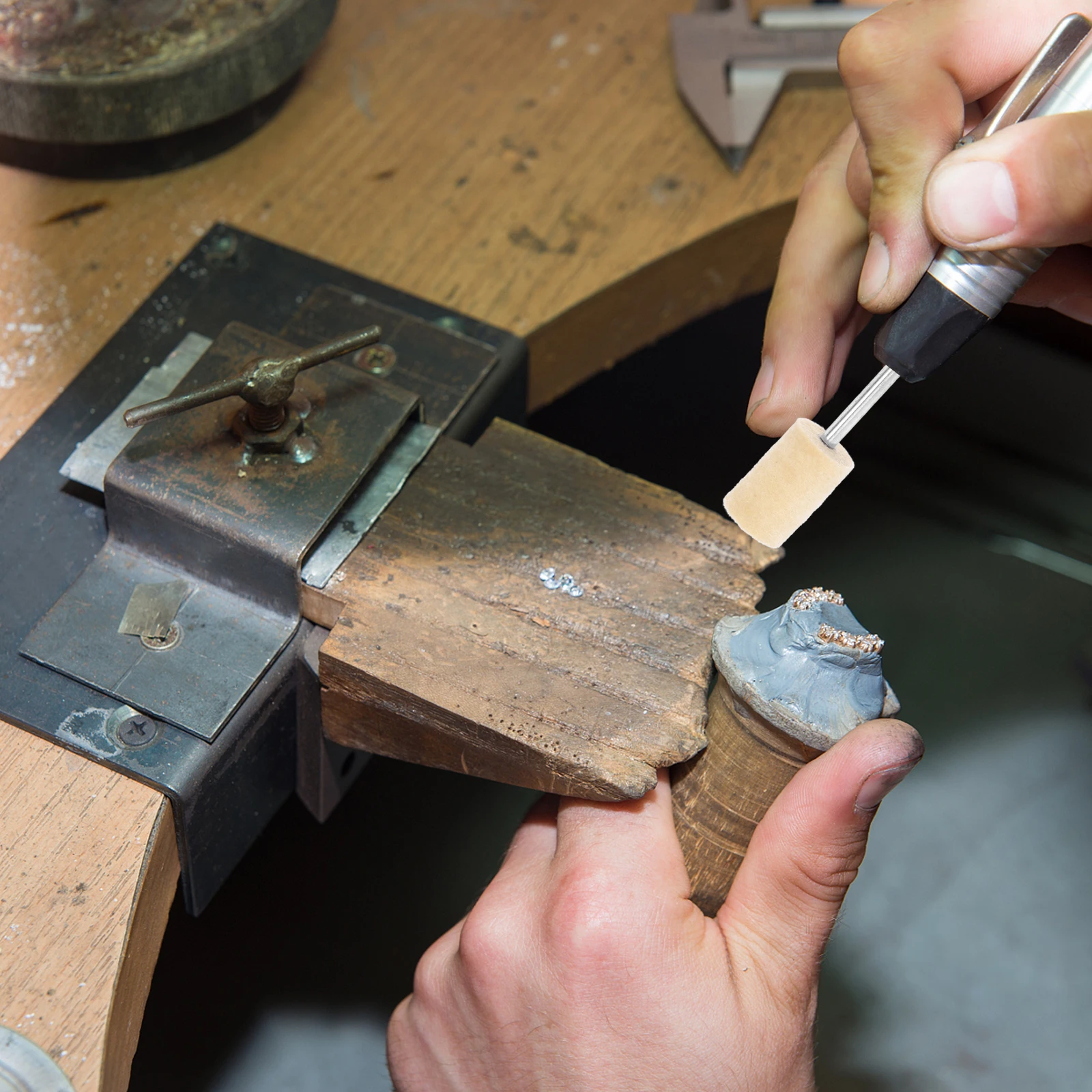 12 шт., полировальный круг, шерстяной шлифовальный круг, прочные полировальные головки для ювелирных изделий, пластик, эффективная полировка
12 шт., полировальный круг, шерстяной шлифовальный круг, прочные полировальные головки для ювелирных изделий, пластик, эффективная полировка