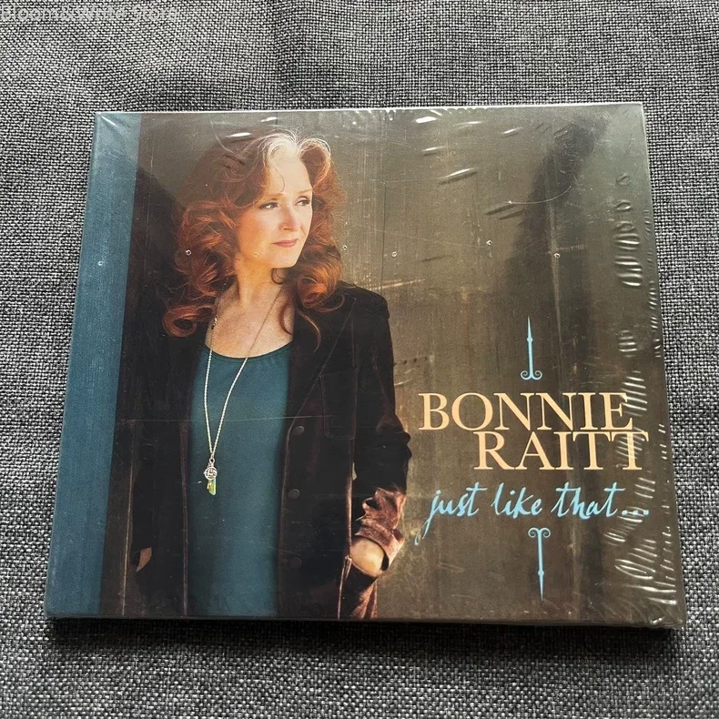 The Queen of Blues Bonnie Raitt Just Like That... Brand New in-Stock CD Album Music Record Walkman Party Music Collection
The Queen of Blues Bonnie Raitt Just Like That... Brand New in-Stock CD Album Music Record Walkman Party Music Collection