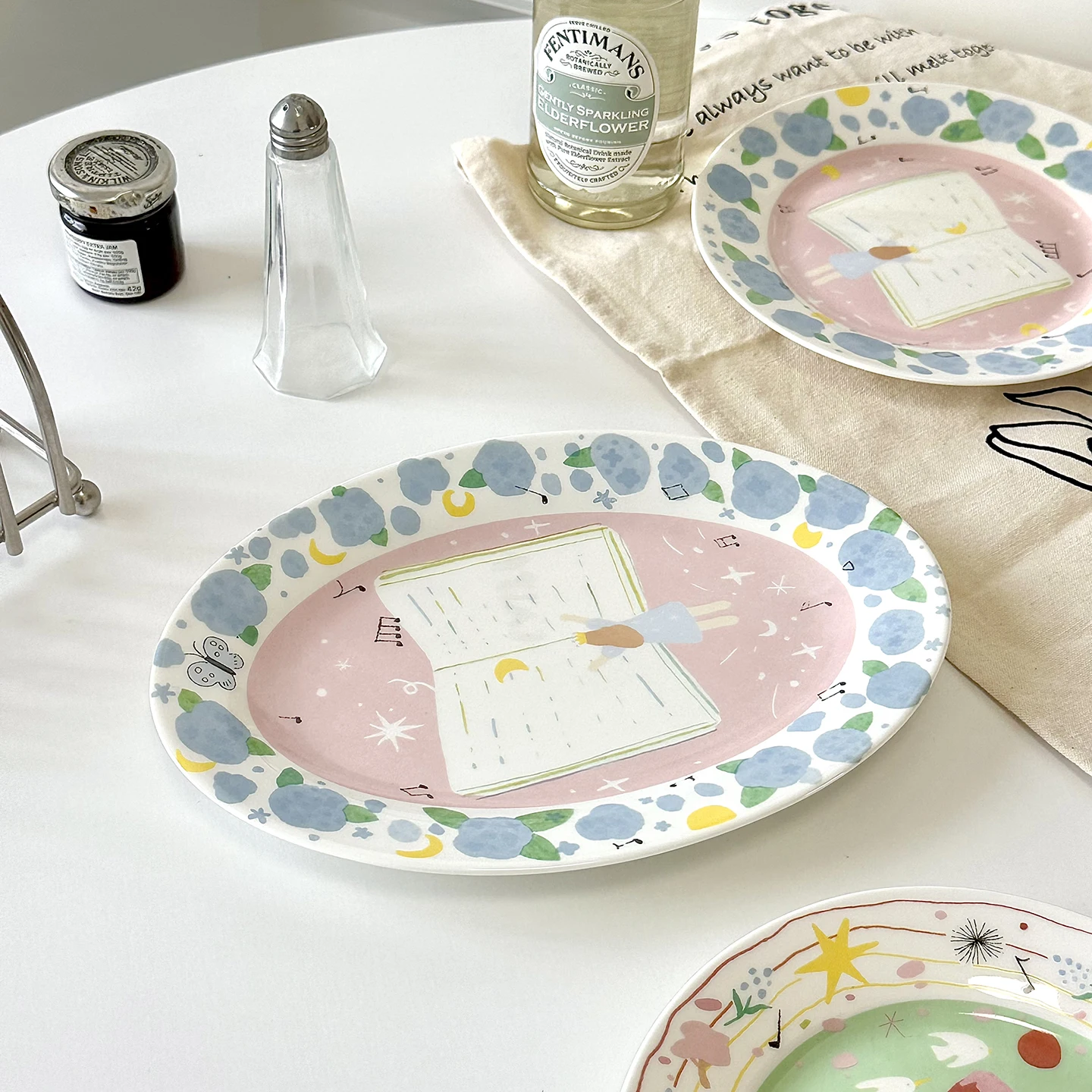 Sakura Bouquet Cerc Plate Ins Illustration Sle Breakfast Dert Western Dinner Plate Girl's Heart Home Use Oval aped
Sakura Bouquet Cerc Plate Ins Illustration Sle Breakfast Dert Western Dinner Plate Girl's Heart Home Use Oval aped