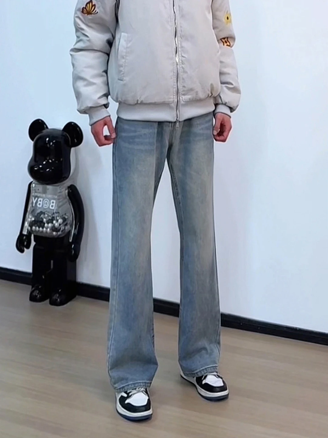 Light Blue Men's Slim Fit Straight Leg Denim Jeans High Waist Bootcut Washed Fleece Lined Autumn Winter Fashion Casual Pants
Light Blue Men's Slim Fit Straight Leg Denim Jeans High Waist Bootcut Washed Fleece Lined Autumn Winter Fashion Casual Pants