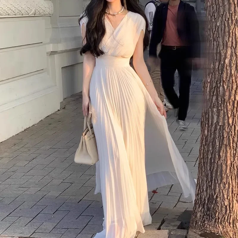French Solid V Neck Pleats Long Dresses Women Elegant High Waist Holiday Party Vestidos Wedding Robe Ladies Clothes 2024 Summer
French Solid V Neck Pleats Long Dresses Women Elegant High Waist Holiday Party Vestidos Wedding Robe Ladies Clothes 2024 Summer