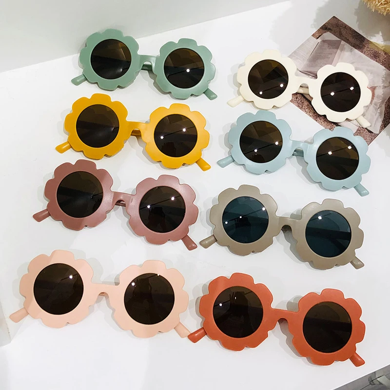 Children's Sunglasses Flower Round UV400 Sun Protection Glasses for Boy Girls Toddler Lovely Baby Sun Glasses Kids Oculos De Sol
Children's Sunglasses Flower Round UV400 Sun Protection Glasses for Boy Girls Toddler Lovely Baby Sun Glasses Kids Oculos De Sol