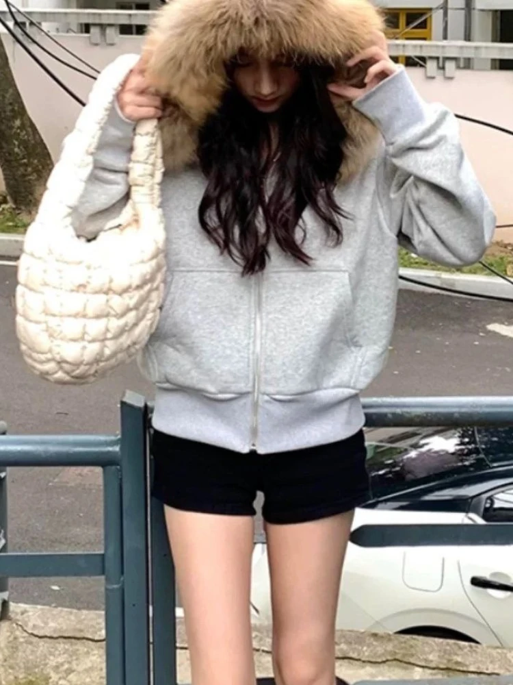 Vintage Collar Hoodie Jacket Women's Short Shoulder American Hooded Thick Zipper Cardigan Tops Autumn Winter 2025 Fashion New
Vintage Collar Hoodie Jacket Women's Short Shoulder American Hooded Thick Zipper Cardigan Tops Autumn Winter 2025 Fashion New