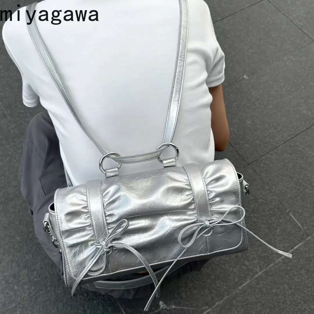 Miyagawa Y2k Silver Shoulder Bag with Bow Knot Nfashion Chain Bag Crossbody Bag Female Elegant Single Shoulder Underarm Bag
Miyagawa Y2k Silver Shoulder Bag with Bow Knot Nfashion Chain Bag Crossbody Bag Female Elegant Single Shoulder Underarm Bag