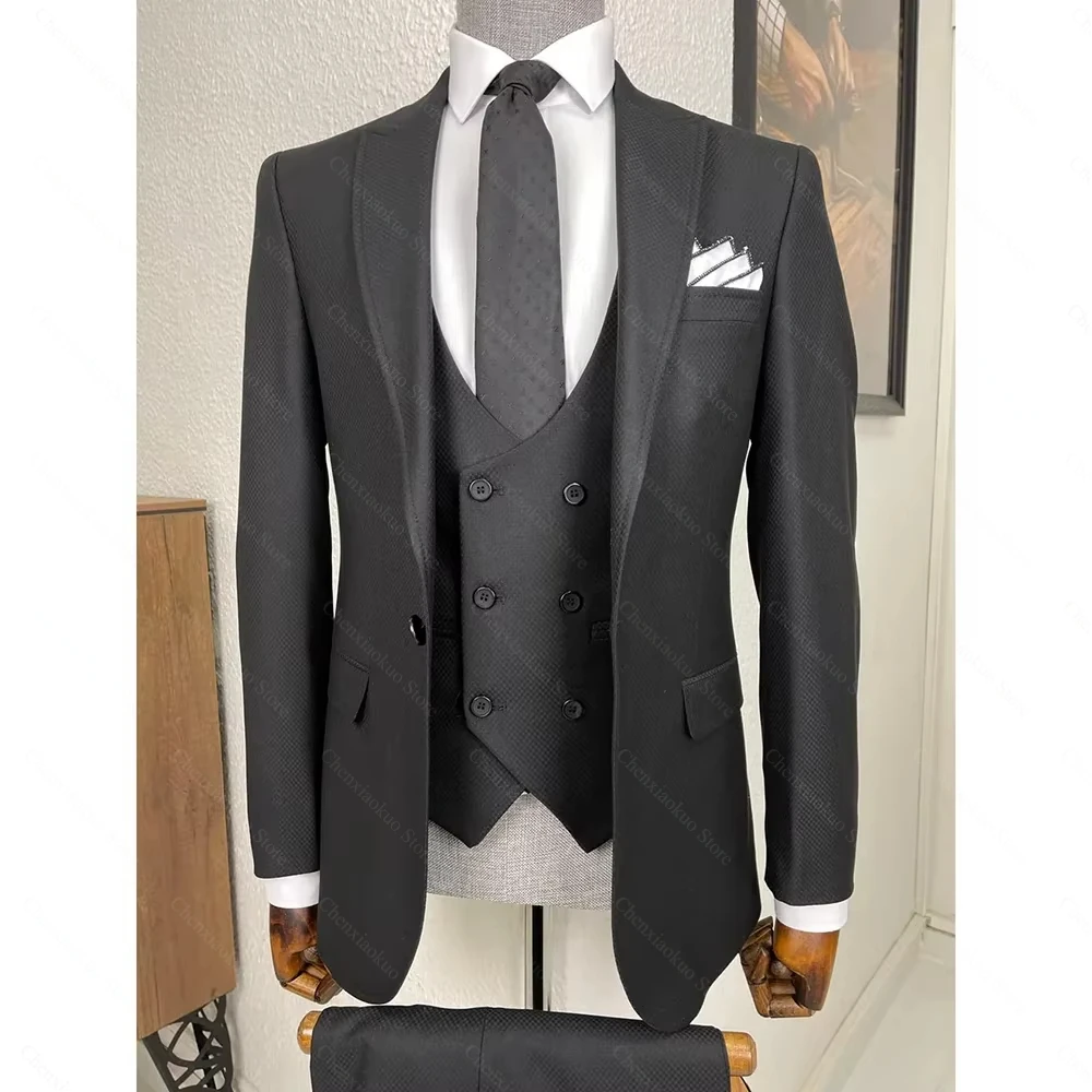 Diamond Jacquard Men Suits 3 Piece Chic Peak Lapel One Button Black Suit Slim Office Business Casual Party Wedding Tuxedo
Diamond Jacquard Men Suits 3 Piece Chic Peak Lapel One Button Black Suit Slim Office Business Casual Party Wedding Tuxedo
