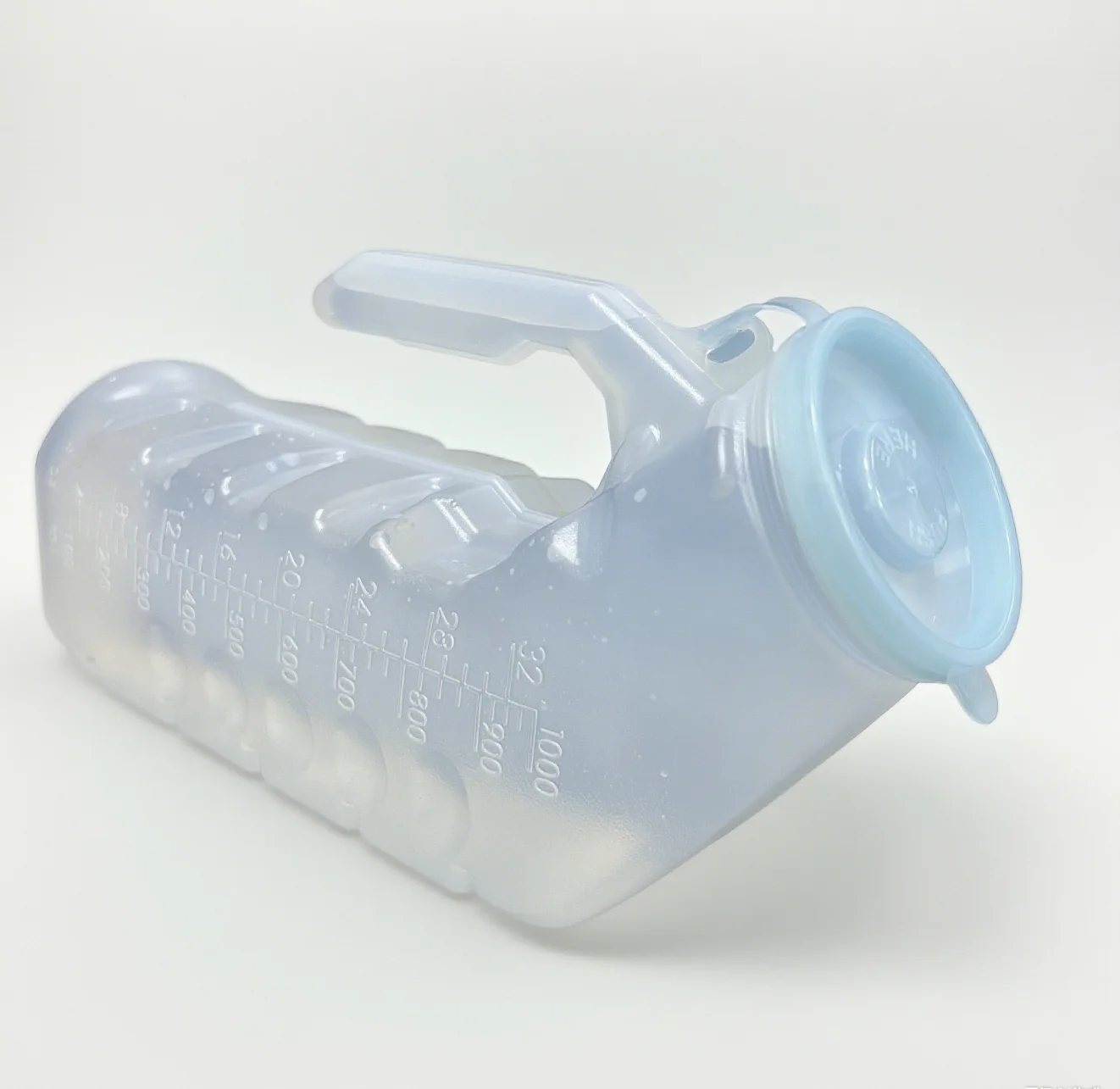 Portable Adult Bedside Urinal with Measuring Scale Leak-Proof Design 72 Pieces Per Carton