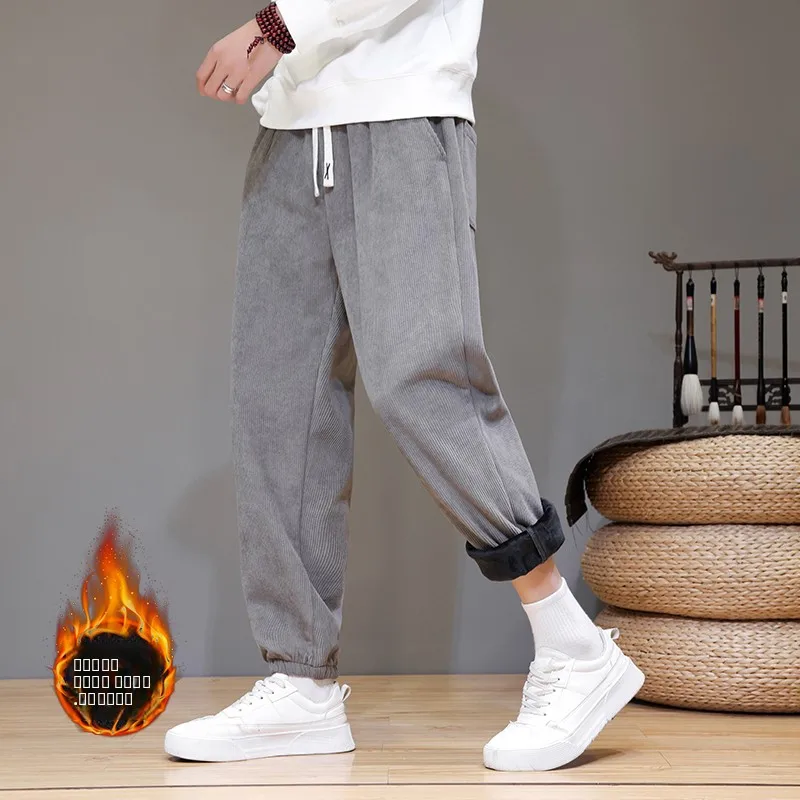 Мужские зимние утепленные вельветовые брюки на флисовой подкладке, свободные повседневные брюки с эластичным поясом, классического цвета, молодежные, стильные
Мужские зимние утепленные вельветовые брюки на флисовой подкладке, свободные повседневные брюки с эластичным поясом, классического цвета, молодежные, стильные