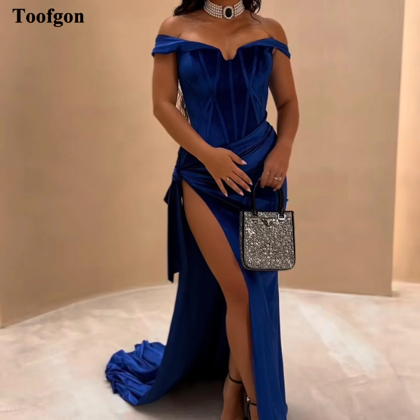 Toofgon Sexy Royal Blue Mermaid Prom Dresses Bones Slit Side Women Formal Party Gowns Pleated Off The Shoulder Evening Dress
Toofgon Sexy Royal Blue Mermaid Prom Dresses Bones Slit Side Women Formal Party Gowns Pleated Off The Shoulder Evening Dress