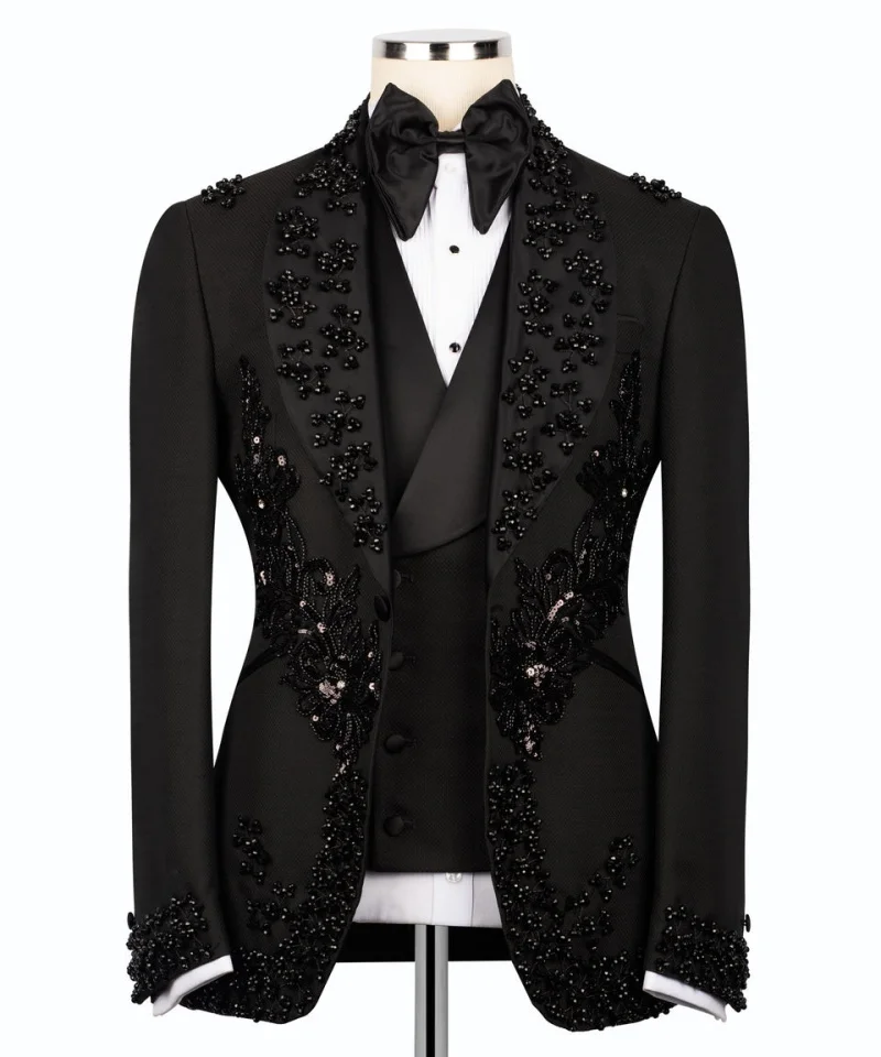 Traje de hombre Customized Black Wedding Groom Tuxedo with Applliques Crystal 3pcs Blazer Vest Pants Full Man Suits Luxury
Traje de hombre Customized Black Wedding Groom Tuxedo with Applliques Crystal 3pcs Blazer Vest Pants Full Man Suits Luxury