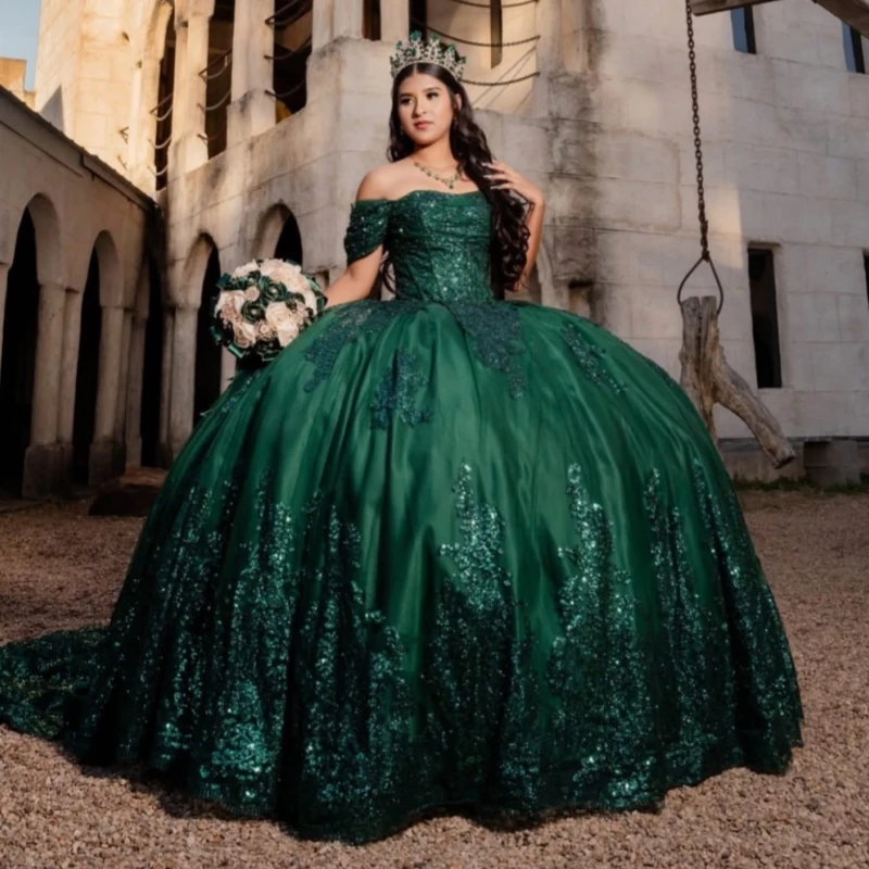 Dark Green Shiny Quinceanera Dresses Ball Gown Off The Shoulder Sequin Applique Lace Beading Crystal Bow Corset Tull Party Birth
Dark Green Shiny Quinceanera Dresses Ball Gown Off The Shoulder Sequin Applique Lace Beading Crystal Bow Corset Tull Party Birth