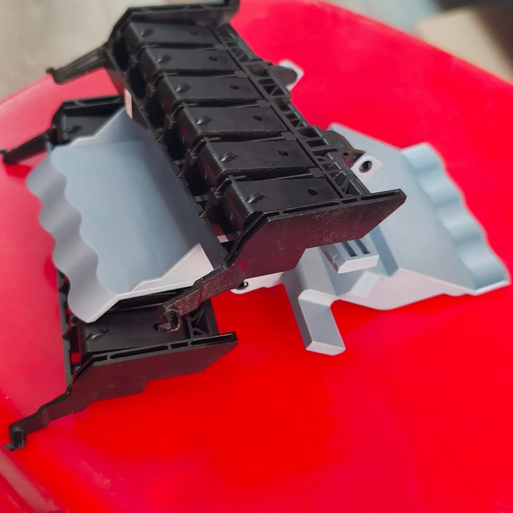 Крышка каретки в сборе для плоттера HP DesignJet 10 20 30 70 90 100 110 120 130; верхняя крышка печатающей головки
Крышка каретки в сборе для плоттера HP DesignJet 10 20 30 70 90 100 110 120 130; верхняя крышка печатающей головки