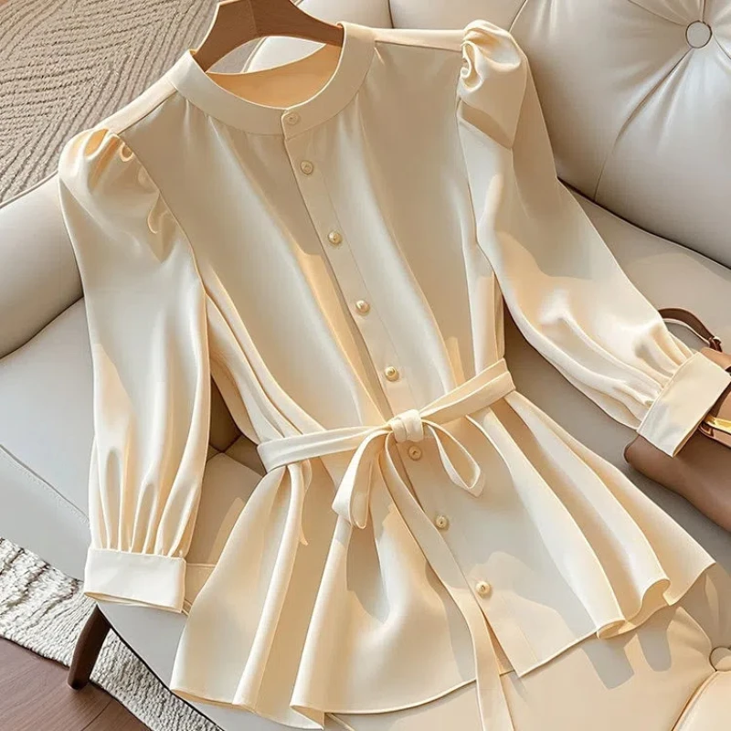 Button Solid Color Temperament Shirt Tops Spring New O-neck Simplicity Youth Elegant Blouse Fashion High Street Women Clothing
Button Solid Color Temperament Shirt Tops Spring New O-neck Simplicity Youth Elegant Blouse Fashion High Street Women Clothing