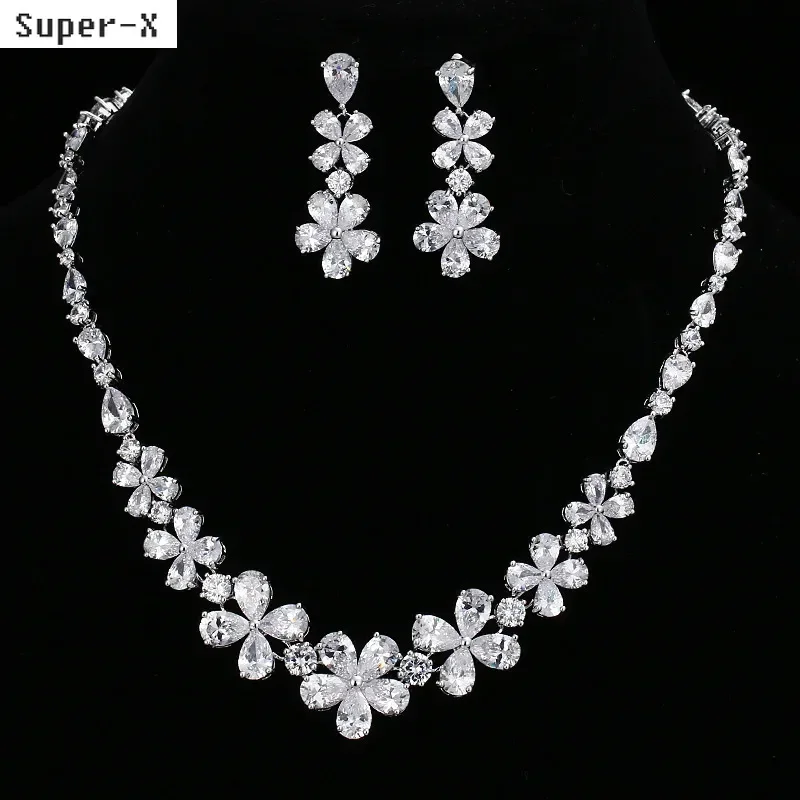 Jewelry Set 2pcs Wedding Bride Earrings Necklace White Flower Zircon Shiny Luxury Jewelry Women Dinner Party Anniversary Gift
Jewelry Set 2pcs Wedding Bride Earrings Necklace White Flower Zircon Shiny Luxury Jewelry Women Dinner Party Anniversary Gift