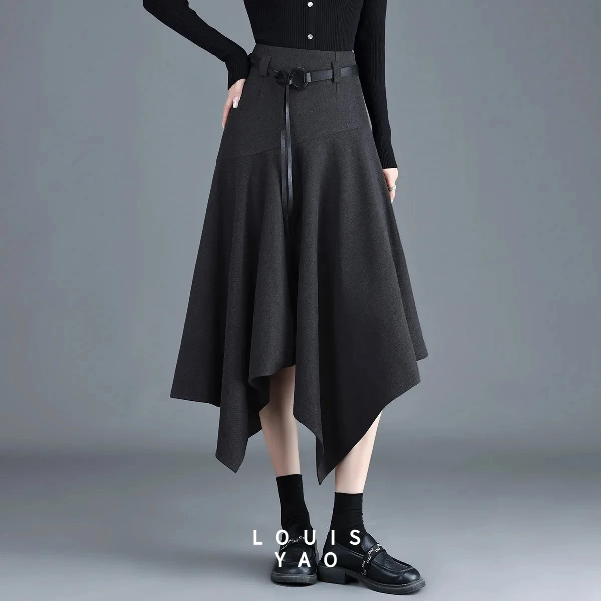 Юбка LOUISYAO асимметричного кроя с подолом «рыбий хвост» для женщин, модная модель миди на осень-зиму 2025, повседневная уличная одежда
Юбка LOUISYAO асимметричного кроя с подолом «рыбий хвост» для женщин, модная модель миди на осень-зиму 2025, повседневная уличная одежда
