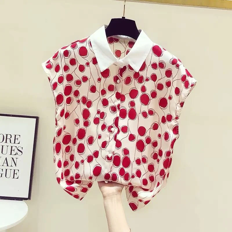 Summer New Style Women's Collar Sleeveless Chiffon Dots Loose Top Fashionable And Stylish Korean Version Office Commute ...
Summer New Style Women's Collar Sleeveless Chiffon Dots Loose Top Fashionable And Stylish Korean Version Office Commute ...