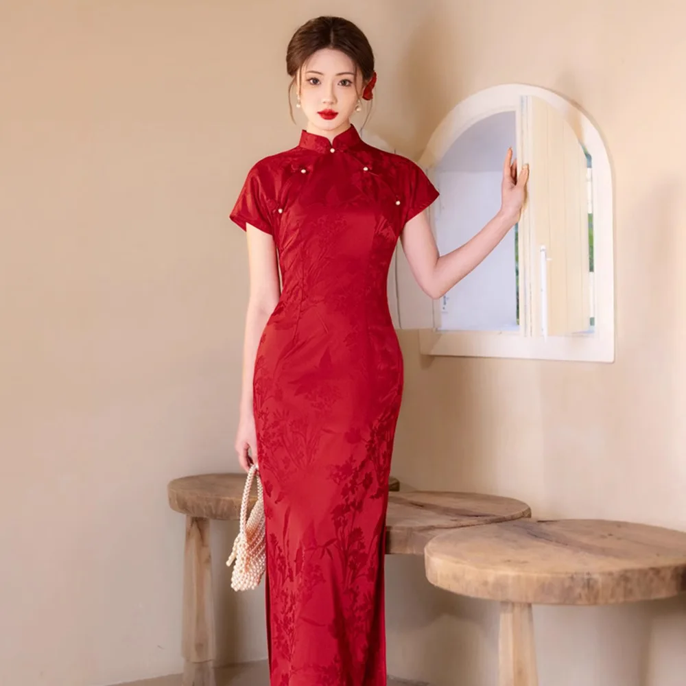 Red Cheongsam Toast Bride Women New Chinese Engagement Dress Spring
Red Cheongsam Toast Bride Women New Chinese Engagement Dress Spring