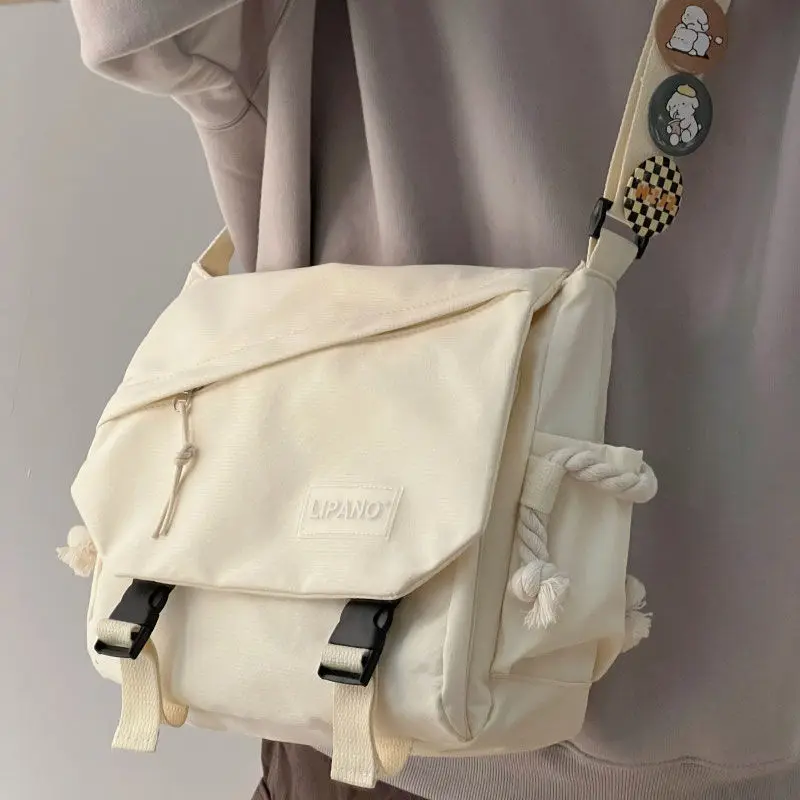 Japanese Harajuku retro crossbody bag for female Korean students, large capacity mailman bag for wemen, shoulder bag
Japanese Harajuku retro crossbody bag for female Korean students, large capacity mailman bag for wemen, shoulder bag