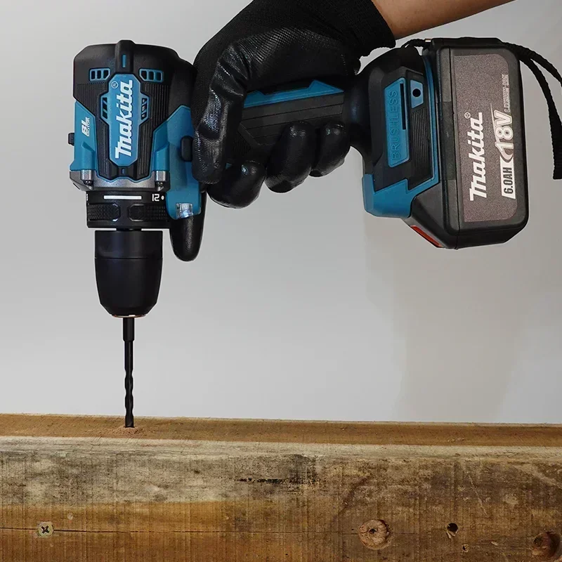 Бесщеточная электродрель Makita DDF487 18В, подходит для ударной дрели с пятью патронами для строительных команд, использует аккумулятор Makita 18В.
Бесщеточная электродрель Makita DDF487 18В, подходит для ударной дрели с пятью патронами для строительных команд, использует аккумулятор Makita 18В.