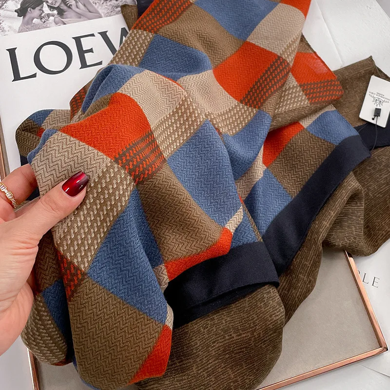 Корейская версия, шарф в клетку с геометрическим рисунком, длинный шелковый универсальный внешний солнцезащитный тонкий дорожный пляжный полотенце, шаль Tide
Корейская версия, шарф в клетку с геометрическим рисунком, длинный шелковый универсальный внешний солнцезащитный тонкий дорожный пляжный полотенце, шаль Tide