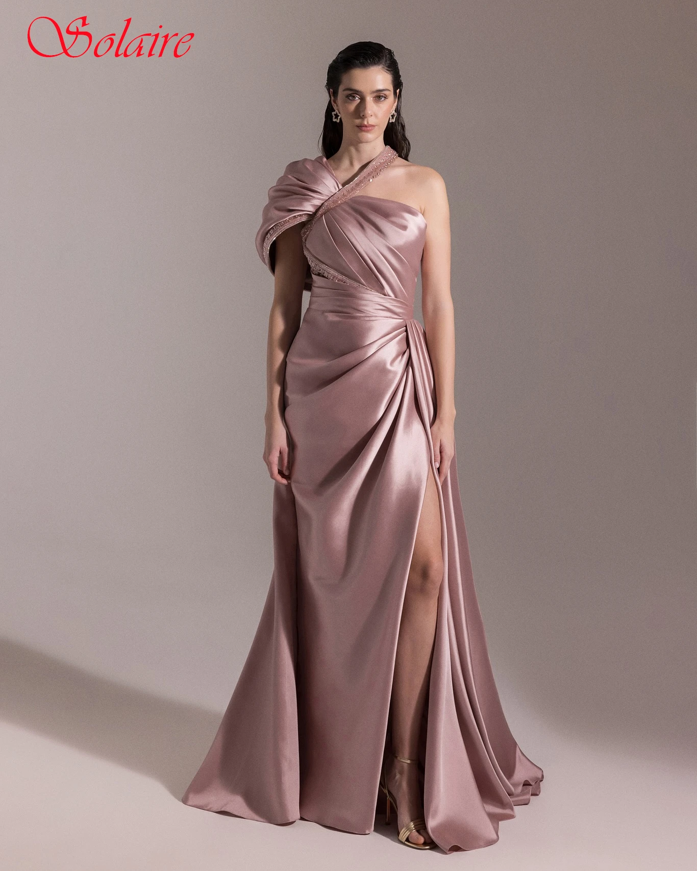 Customized A-Line One Shoulder Elegant Temperament Evening Dress High Quality Celebrity Gowns Classic Delicate Party Dress
Customized A-Line One Shoulder Elegant Temperament Evening Dress High Quality Celebrity Gowns Classic Delicate Party Dress