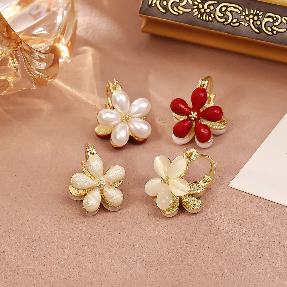 Retro red double-sided flower earrings niche light luxury high-end temperament earrings exquisite versatile earrings
Retro red double-sided flower earrings niche light luxury high-end temperament earrings exquisite versatile earrings