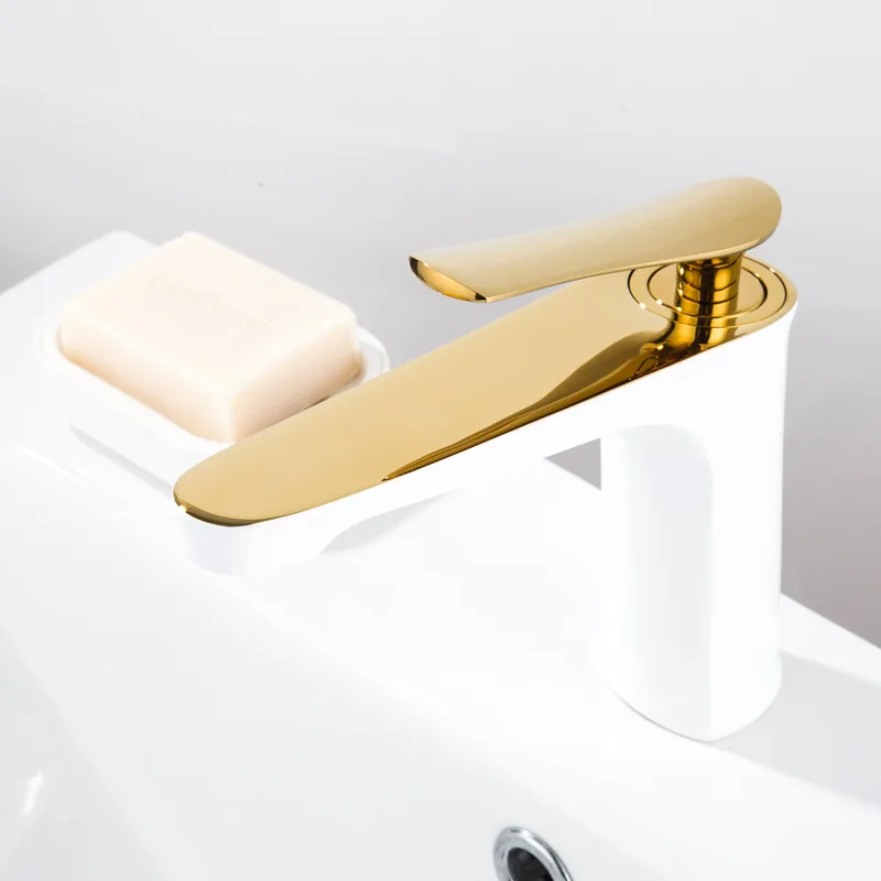 Copper washbasin faucet hot and cold gold black white baking varnish washbasin single hole washbasin mixing valve
Copper washbasin faucet hot and cold gold black white baking varnish washbasin single hole washbasin mixing valve