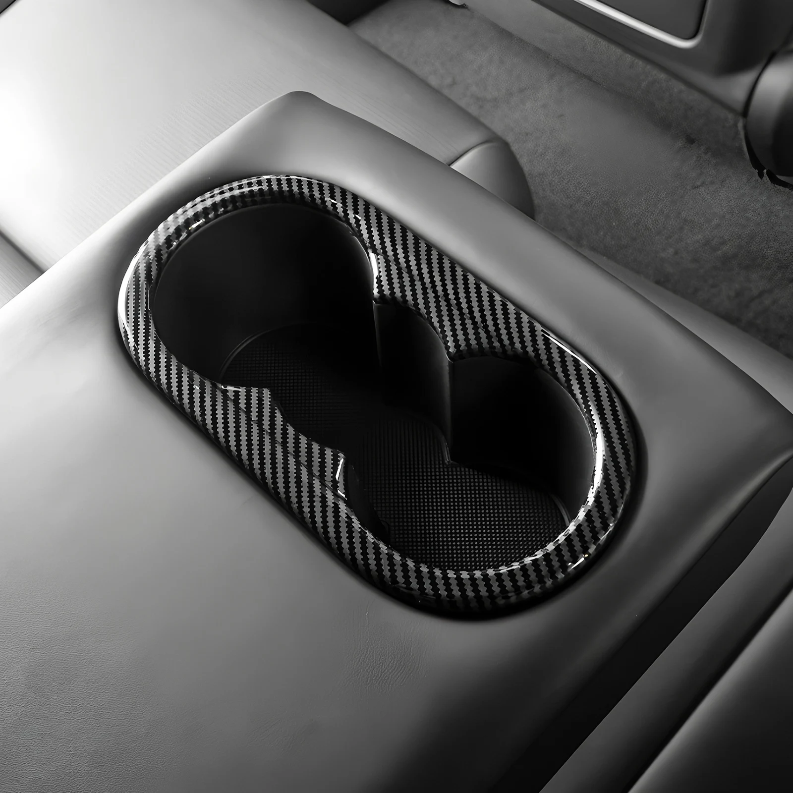 Car Rear Water Cup Holder Cover Sticker Trim For Hyundai Santa Fe MX5 2024 Only Fit for 5 Seats Version Interior Accessories
Car Rear Water Cup Holder Cover Sticker Trim For Hyundai Santa Fe MX5 2024 Only Fit for 5 Seats Version Interior Accessories