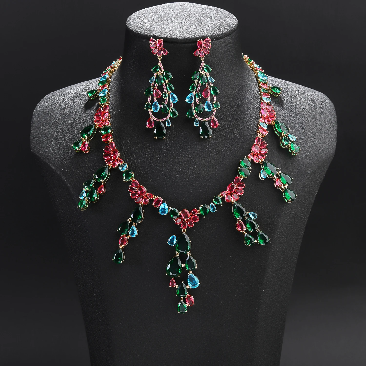 Elegant Water Drop Cubic Zirconia 2PCS Jewelry Sets For Women Bride Wedding Party Necklace And Earrings Accessories CN11613
Elegant Water Drop Cubic Zirconia 2PCS Jewelry Sets For Women Bride Wedding Party Necklace And Earrings Accessories CN11613