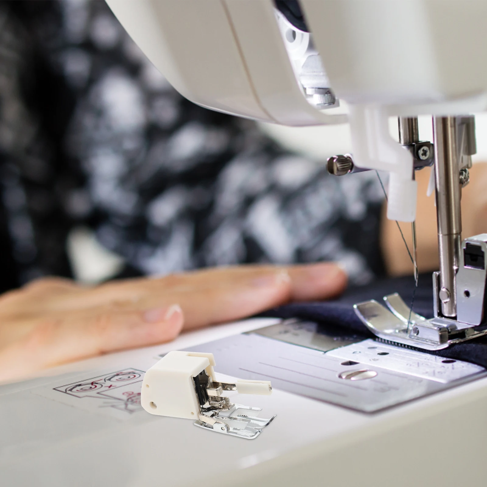 Sewing Machine Presser Foot Even Feed Walking Plastic Tool Parts Accessory Quilting Thick Fabric Supplies Sewing Aid
Sewing Machine Presser Foot Even Feed Walking Plastic Tool Parts Accessory Quilting Thick Fabric Supplies Sewing Aid