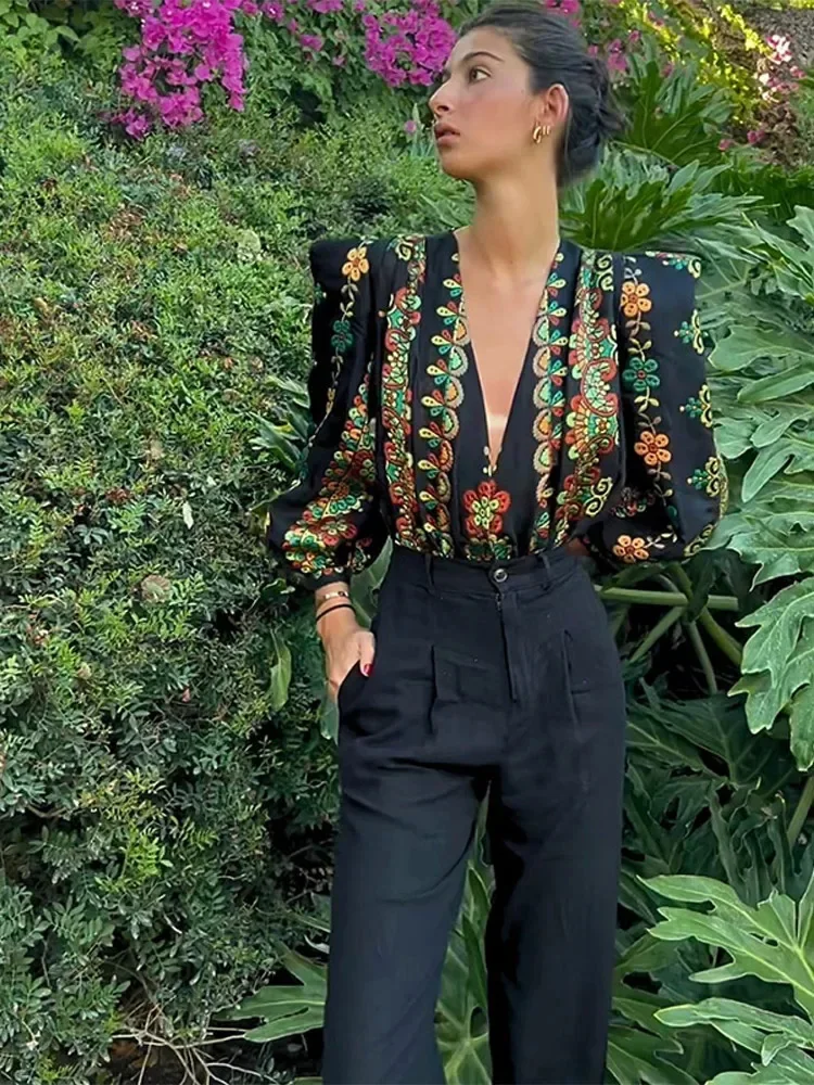 Womens set Dress Fashion Printed Long-sleeved Top Loose Floor-length Skirt Elegant V-neck Women Clothes Spring Summer Vestidos
Womens set Dress Fashion Printed Long-sleeved Top Loose Floor-length Skirt Elegant V-neck Women Clothes Spring Summer Vestidos