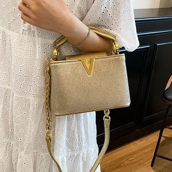 2026 Sundial Shade Bag, Minimalist Chain Shoulder Purse, Temporal Silhouette, Commute Chronicle
2026 Sundial Shade Bag, Minimalist Chain Shoulder Purse, Temporal Silhouette, Commute Chronicle