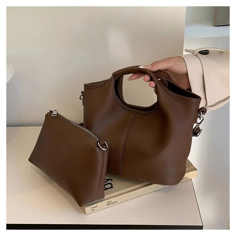 Роскошные дизайнерские сумки 2025 года, сумка-ведро с корзиной, сумка через плечо, повседневная универсальная сумка для женщин, сумка для покупок в стиле ретро
Роскошные дизайнерские сумки 2025 года, сумка-ведро с корзиной, сумка через плечо, повседневная универсальная сумка для женщин, сумка для покупок в стиле ретро