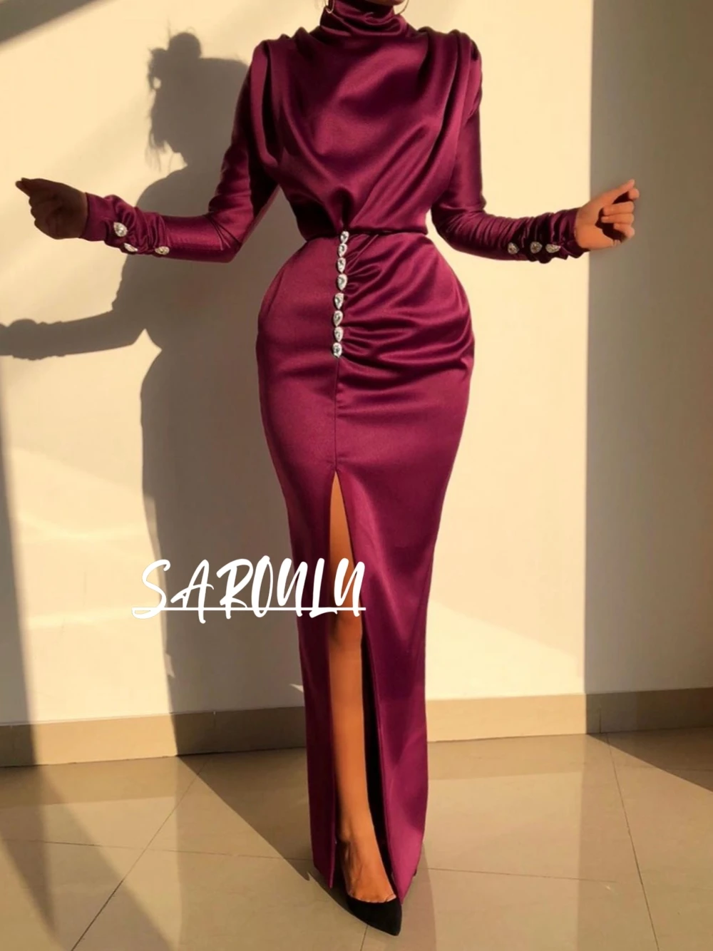 Satin Maxi Dress High Neck Long Sleeve Ruched Rhinestone Sexy Split Thigh Burgundy Bodycon Evening Party Dress For Women
Satin Maxi Dress High Neck Long Sleeve Ruched Rhinestone Sexy Split Thigh Burgundy Bodycon Evening Party Dress For Women