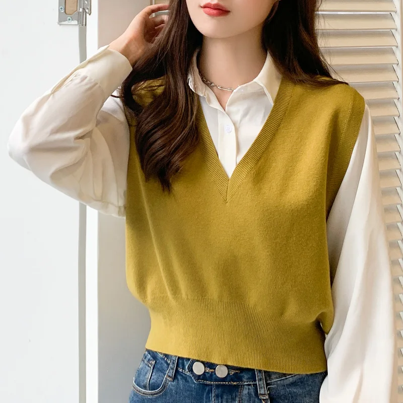 Women Spring Sweater Vest Autumn Winter Korean Loose V-neck Knitted Vest Sleeveless Sweater Female Basic Tops R597
Women Spring Sweater Vest Autumn Winter Korean Loose V-neck Knitted Vest Sleeveless Sweater Female Basic Tops R597