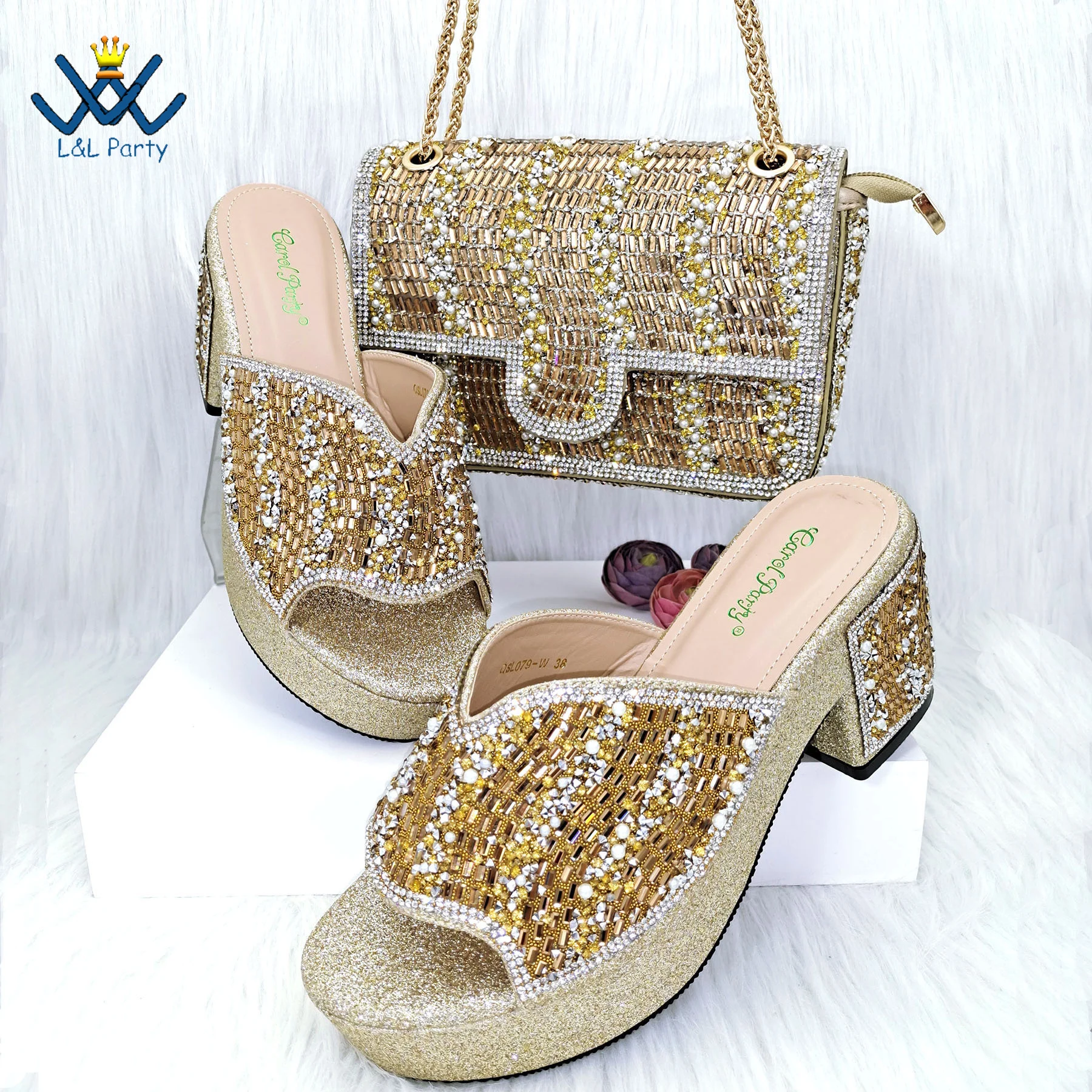 2024 Special Design Gold Color High Quality Square Heels Slipper Italian New Shoes and Bag Set for Wedding
2024 Special Design Gold Color High Quality Square Heels Slipper Italian New Shoes and Bag Set for Wedding
