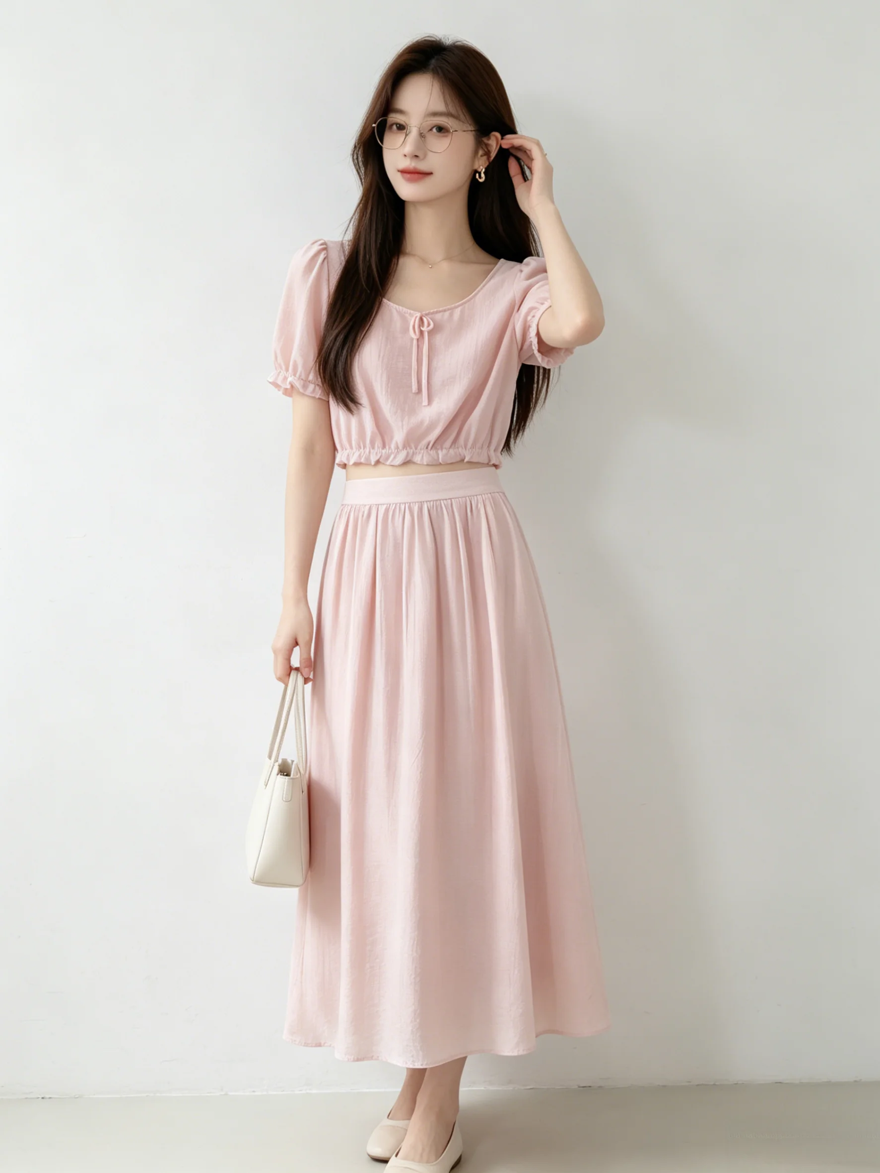 Sweet Short Bubble Sleeve Shirt Half Skirt Two Piece Set Korean Style Breathable Casual Fashionable Young Looking Gentle Wind
Sweet Short Bubble Sleeve Shirt Half Skirt Two Piece Set Korean Style Breathable Casual Fashionable Young Looking Gentle Wind