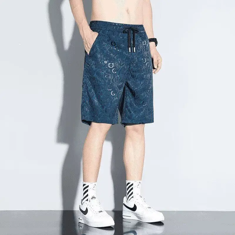 Ice Silk Straight Half Pants Men's Summer Thin Casual Shorts Loose Breathable Silky Smooth Jacquard Pants Bermuda Shorts for Men
Ice Silk Straight Half Pants Men's Summer Thin Casual Shorts Loose Breathable Silky Smooth Jacquard Pants Bermuda Shorts for Men