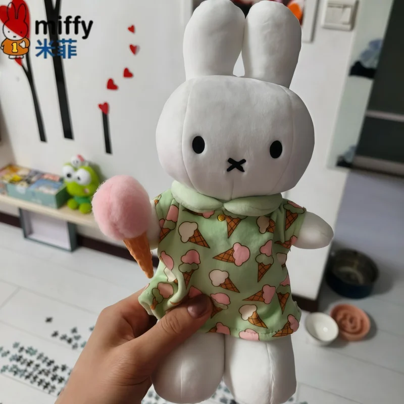 Miffy Bunny Netherlands Standing Ice Cream Dress Fur Plush Toy Anime Action Doll Classic Collectible Gift Series Ornaments
Miffy Bunny Netherlands Standing Ice Cream Dress Fur Plush Toy Anime Action Doll Classic Collectible Gift Series Ornaments
